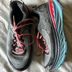 Hoka One One Bondi 5